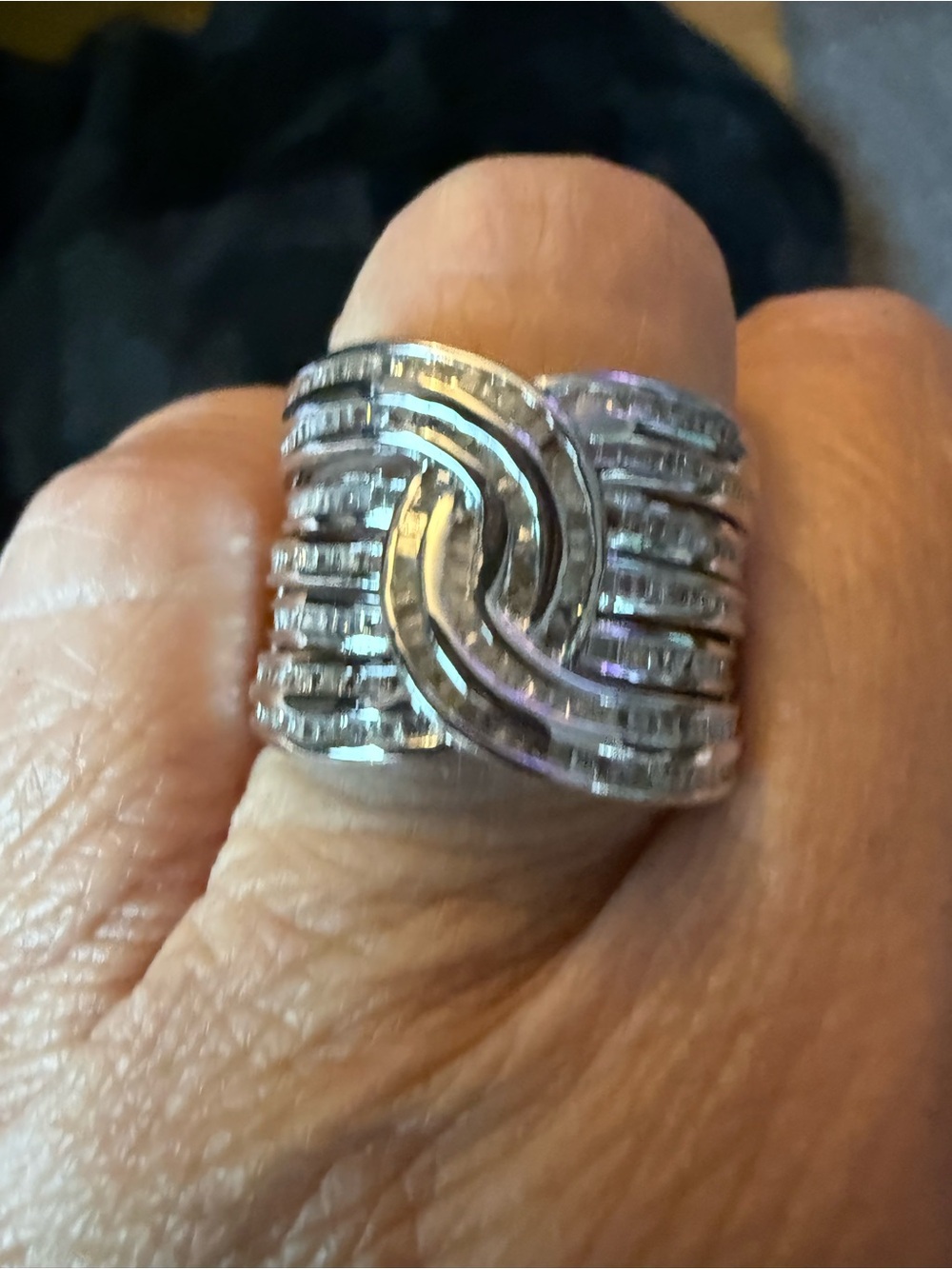 Silver Knot Natural diamonds